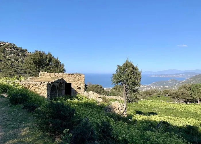 Apartment 2 LʼÎle-Rousse